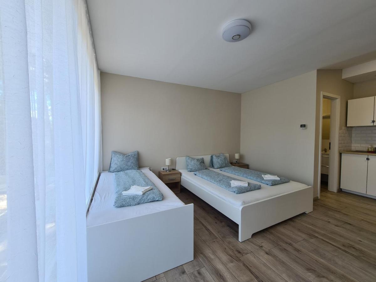 Oet Fenyo Apartmanhaz シオーフォク エクステリア 写真