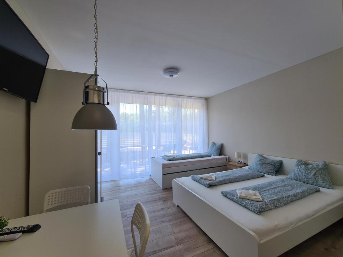 Oet Fenyo Apartmanhaz シオーフォク エクステリア 写真
