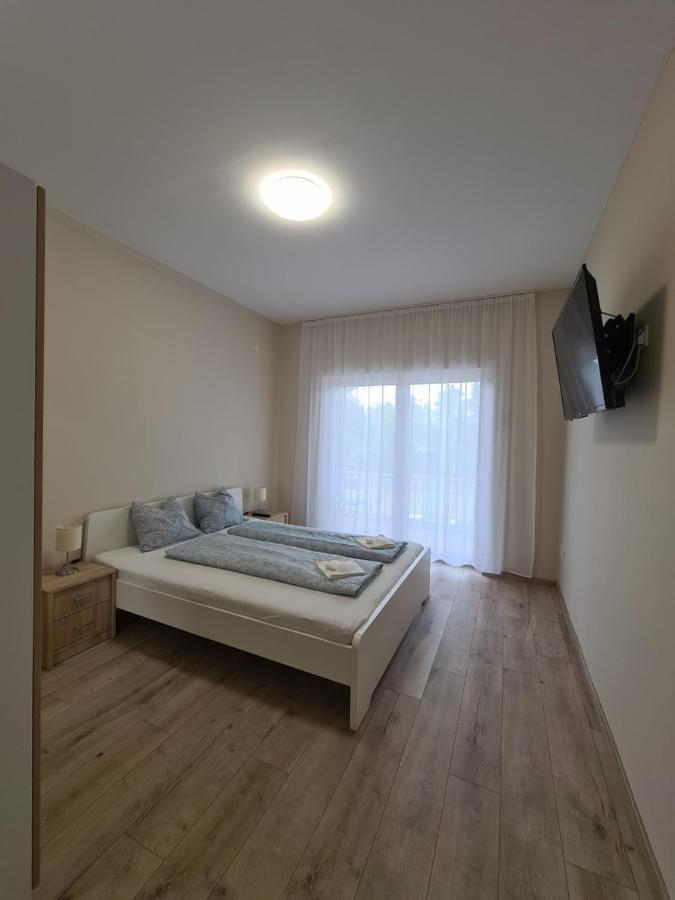Oet Fenyo Apartmanhaz シオーフォク エクステリア 写真