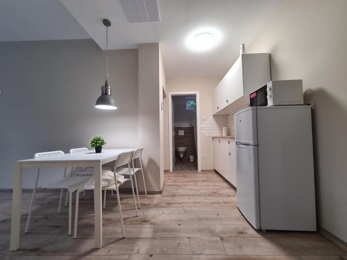 Oet Fenyo Apartmanhaz シオーフォク エクステリア 写真
