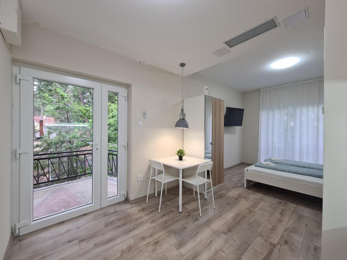 Oet Fenyo Apartmanhaz シオーフォク エクステリア 写真